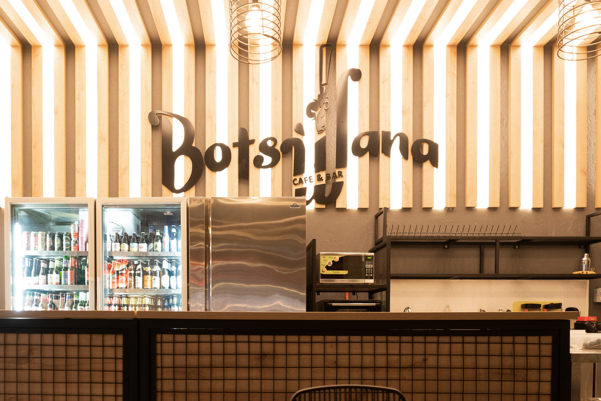 BOTSWANA | CAFE BAR